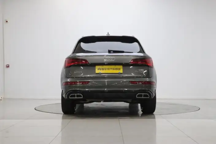 Audi Q5L 2024 Model 40TFSI Luxury Dynamic Model – фото 6