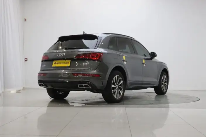 Audi Q5L 2024 Model 40TFSI Luxury Dynamic Model – фото 7