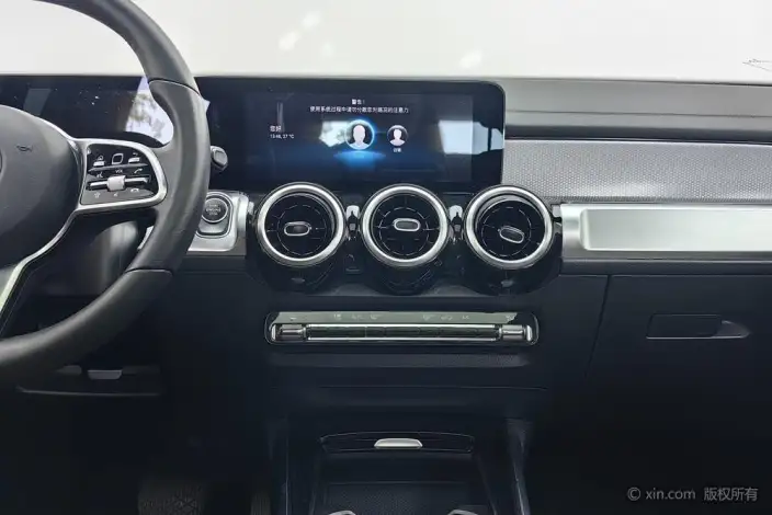 Mercedes-Benz GLB 2021 Model GLB 180 Dynamic Model – фото 8