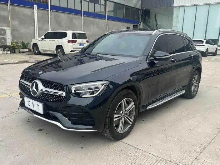 Mercedes-Benz GLC 2020 Model GLC 260 L 4MATIC Luxury Model – фото 1