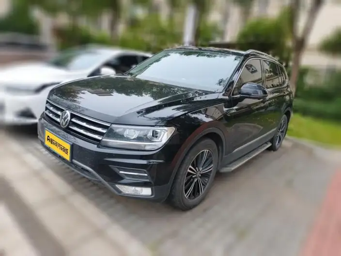Volkswagen Tiguan L 2021 Model 330TSI Automatic 2WD Smart Edition – фото 1