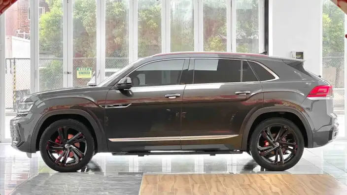 Volkswagen Teramont 2022 Model Teramont X 530 V6 4WD Respect Ultimate Edition – фото 3