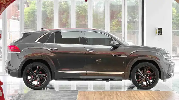 Volkswagen Teramont 2022 Model Teramont X 530 V6 4WD Respect Ultimate Edition – фото 6