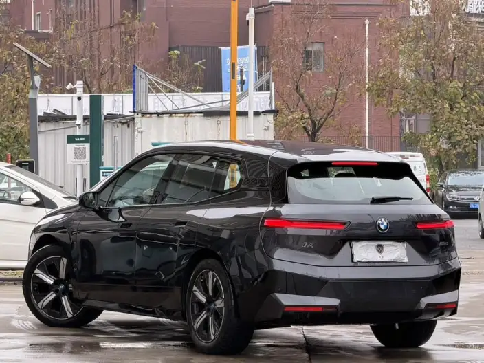 BMW iX 2022 Model xDrive40 – фото 5
