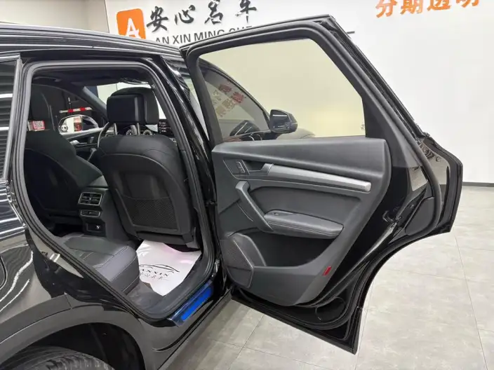 Audi Q5L 2024 Model 40TFSI Luxury Dynamic Model – фото 6