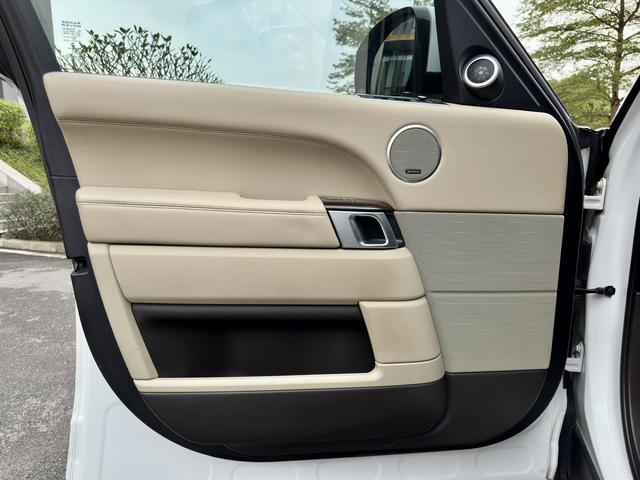 Range Rover 2014 модификация 3.0 V6 SC Vogue – фото 16