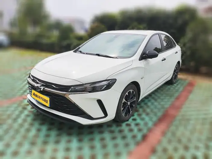 Chevrolet Corolla 2023 Model 1.3T Mild Hybrid Automatic Exclusive Edition – фото 1