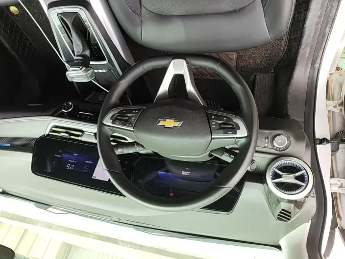 Chevrolet Corolla 2023 Model 1.3T Mild Hybrid Automatic Exclusive Edition – фото 7