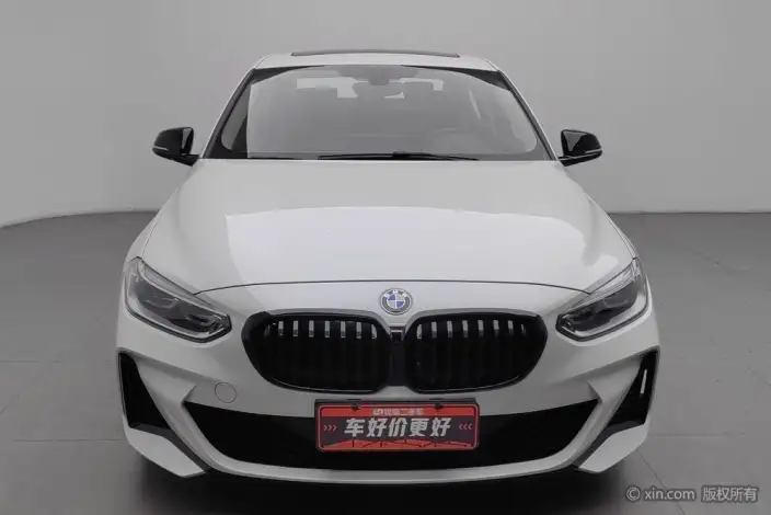 BMW 1 Series 2023 Model 120i M Sports Night Edition – фото 1