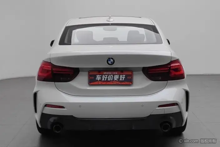 BMW 1 Series 2023 Model 120i M Sports Night Edition – фото 2