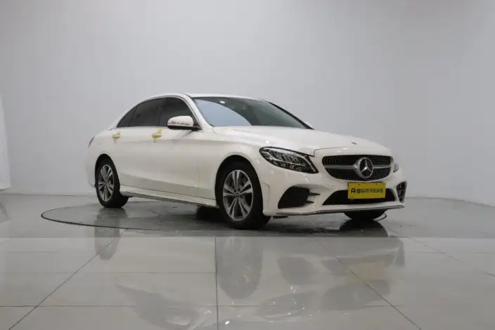 Mercedes-Benz C-Class 2020 Model C 200 L Fashion Model Sports Edition – фото 3