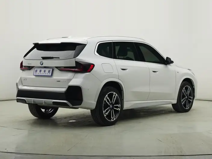 BMW X1 2023 Model sDrive25Li M Sports Set – фото 7