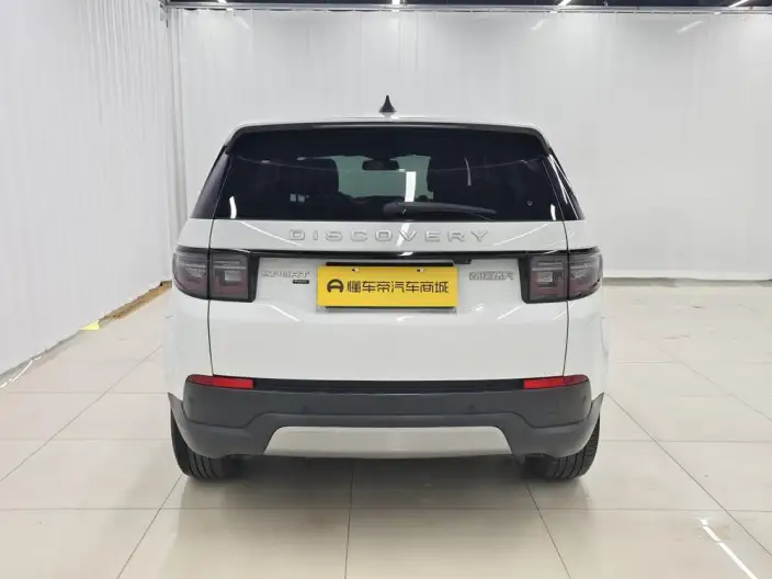 Land Rover Discovery Sport 2020 Model 200PS Family Edition 5 seat – фото 6