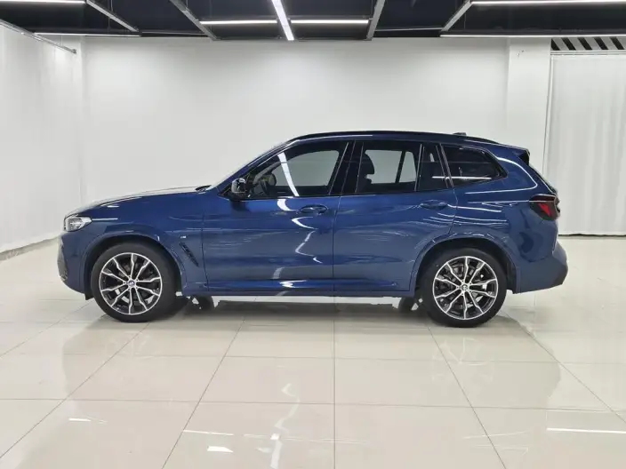 BMW X3 2023 Model xDrive30i Leading Model M Night Set – фото 4