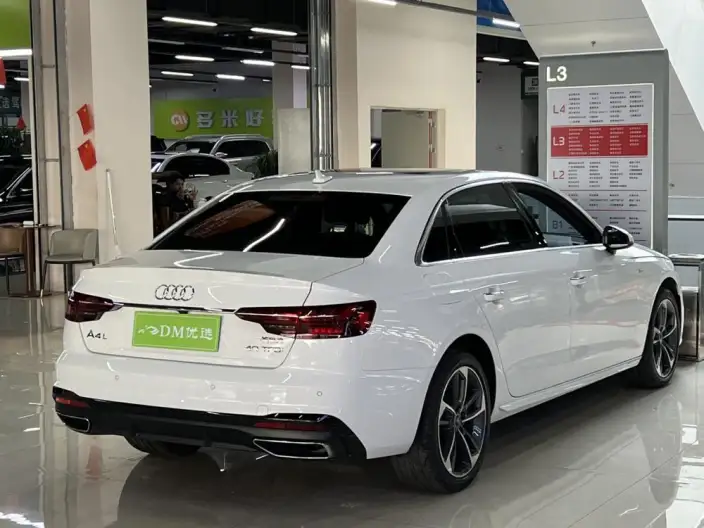 Audi A4 L 2022 Model 40 TFSI Fashion Dynamic Model – фото 6