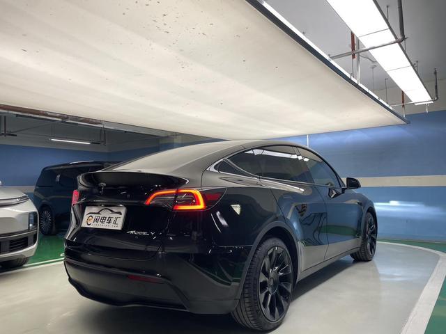 Tesla Model Y 2022 Long Range AWD – фото 6