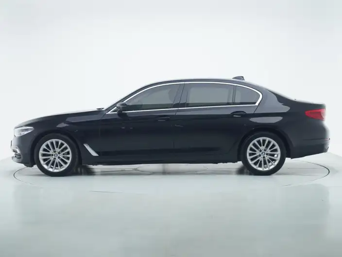 BMW 5 Series 2020 Model 530Li Leading Model Luxury Set – фото 4