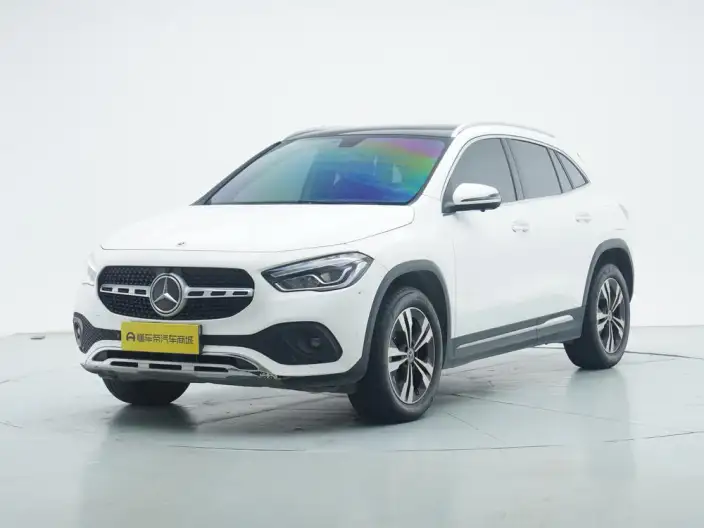 Mercedes-Benz GLA 2020 Model GLA 200 – фото 1