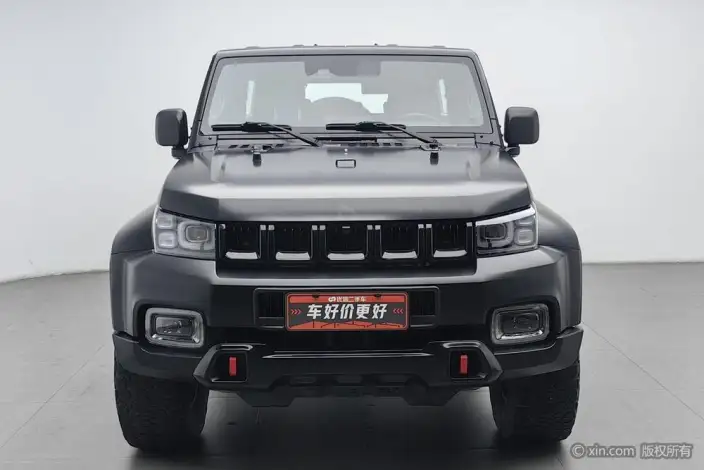 BAIC BJ40 2021 Model 2.0D Automatic 4WD Blade Hero Edition Warrior Model – фото 1