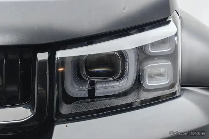 BAIC BJ40 2021 Model 2.0D Automatic 4WD Blade Hero Edition Warrior Model – фото 6