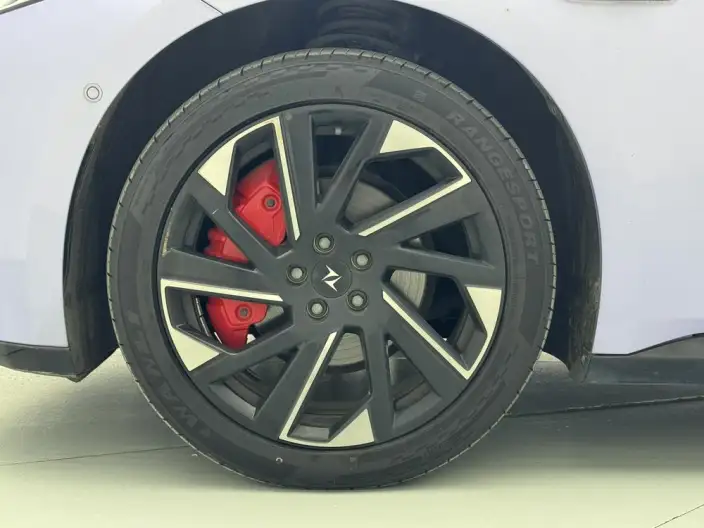 eπ 007 2024 Model EV 620Pro Edition – фото 9