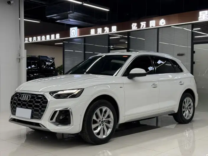 Audi Q5L 2022 Model Facelift 40T Luxury Dynamic Model – фото 1