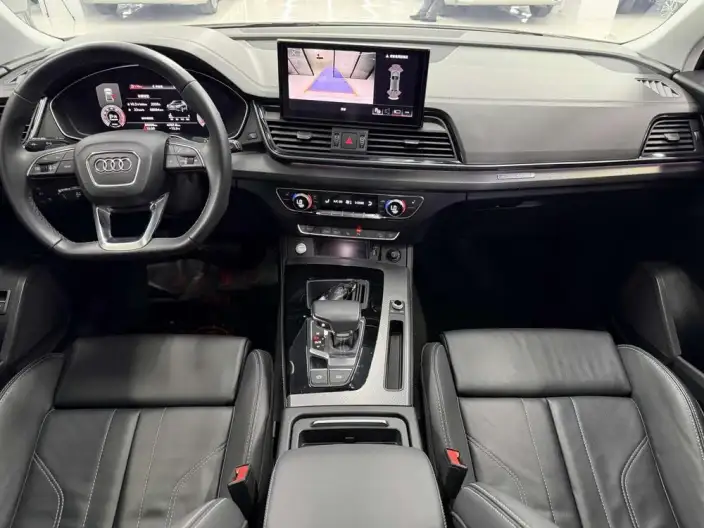 Audi Q5L 2022 Model Facelift 40T Luxury Dynamic Model – фото 9