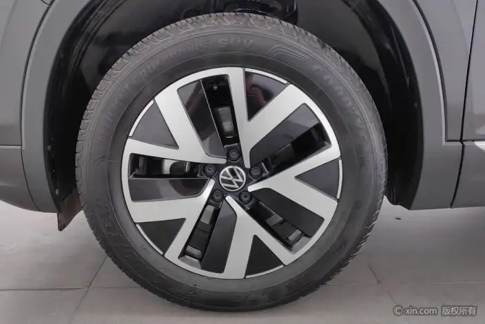 Volkswagen Tayron 2024 Model 300TSI 2WD Luxury Plus Advanced version – фото 9