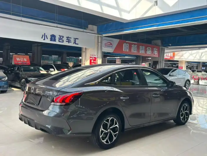 MG5 2023 Model 180DVVT CVT Youth Deluxe Edition – фото 7