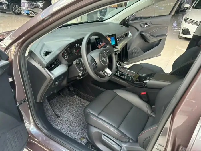 MG5 2023 Model 180DVVT CVT Youth Deluxe Edition – фото 9