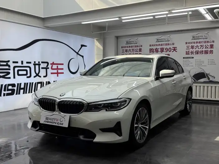 BMW 3 Series 2020 Model 320i Sports Set – фото 1