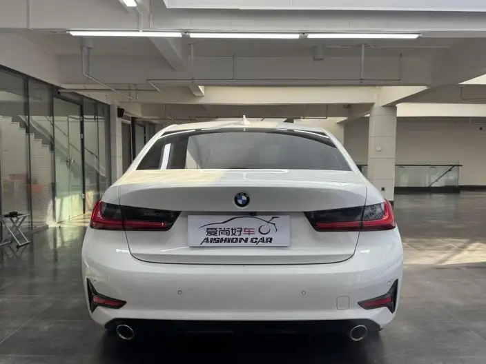 BMW 3 Series 2020 Model 320i Sports Set – фото 6