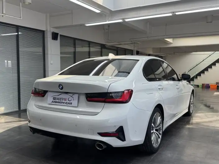 BMW 3 Series 2020 Model 320i Sports Set – фото 7