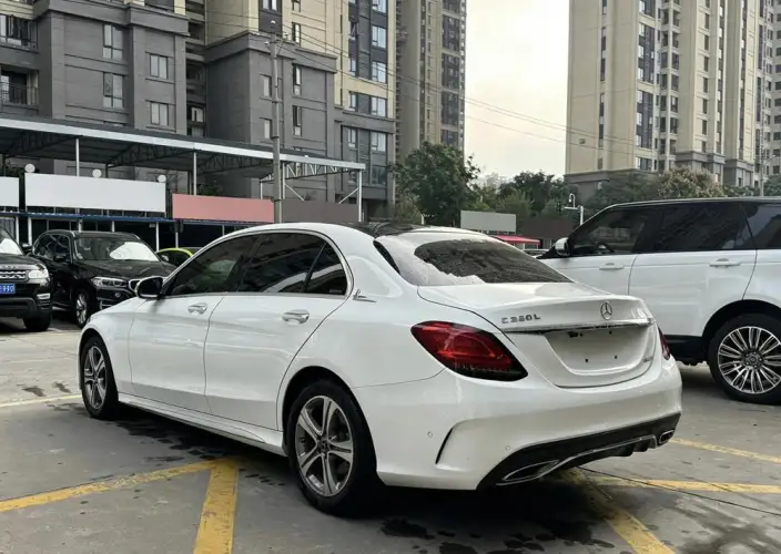 Mercedes-Benz C-Class 2021 Model C 260 L Sports Edition – фото 4