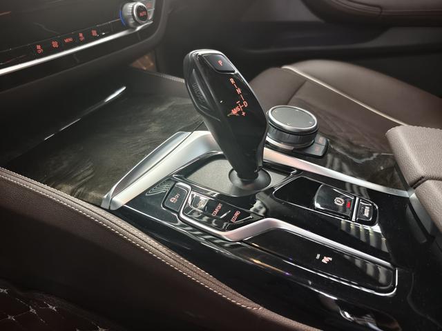 BMW 5 Series 2021 525Li Luxury Package – фото 12