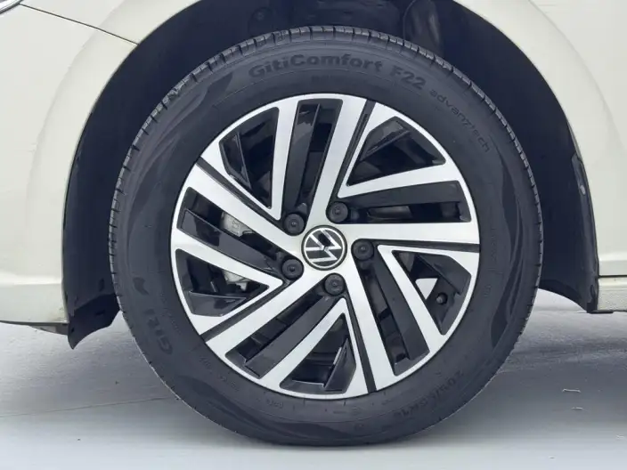 Volkswagen Lavida 2023 Model 1.5L Automatic Manyi Edition – фото 9