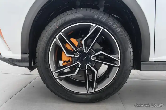 Yihyun GS 2023 Model Mach Version 1.5T Automatic Le Cool Edition – фото 8