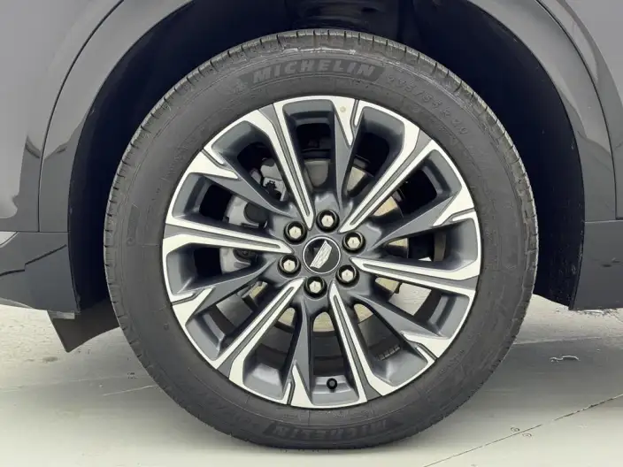 Cadillac XT5 2025 Model 28T 4WD Luxury Model – фото 9