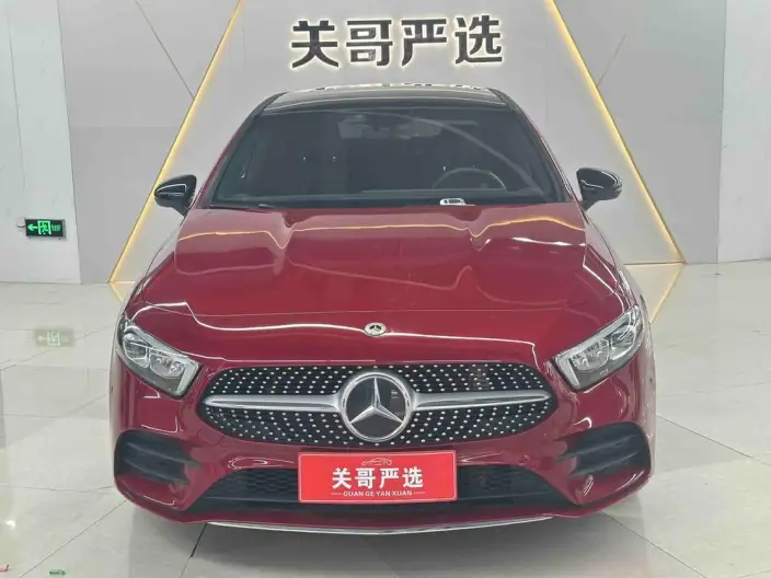 Mercedes-Benz A-class 2021 Model A 200 L Sports sedan Fashion Edition – фото 2