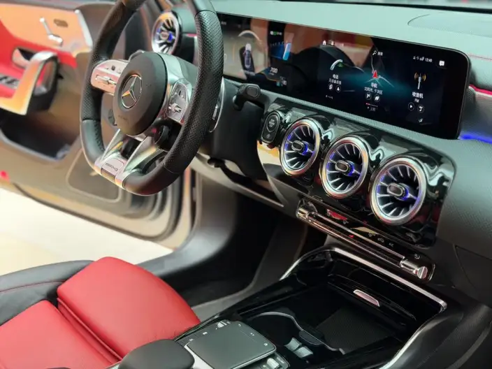 Mercedes-Benz A-Class AMG 2020 Model AMG A 35 L 4MATIC – фото 8