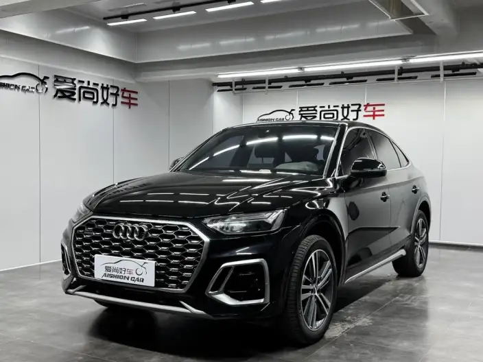 Audi Q5L Sportback 2021 Model 40 TFSI Luxury Model – фото 1