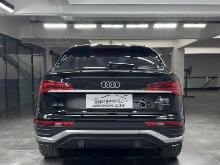 Audi Q5L Sportback 2021 Model 40 TFSI Luxury Model – фото 6