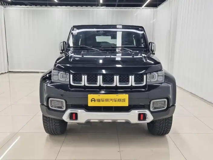 BAIC BJ40 2020 Model 2.0T Automatic 4WD Tribute to the 2020 Edition Warrior Model – фото 2