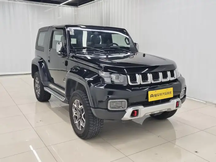 BAIC BJ40 2020 Model 2.0T Automatic 4WD Tribute to the 2020 Edition Warrior Model – фото 3