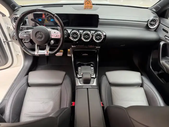 Mercedes-Benz A-Class AMG 2022 Model AMG A 35 L 4MATIC – фото 8