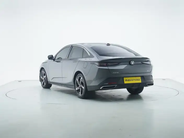 Changan Yida 2023 Model 1.5T GDI Automatic Flagship Model – фото 5