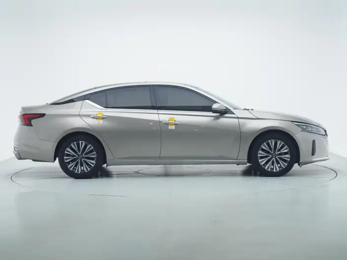 Nissan Teana 2022 Model 2.0L XL-TLS Yuexiang Edition – фото 8
