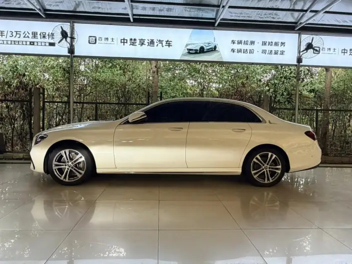 Mercedes-Benz E-Class 2021 Model E 260 L Sports sedan – фото 3