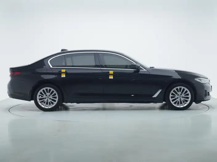 BMW 5 Series 2022 Model 525Li Luxury Set – фото 8