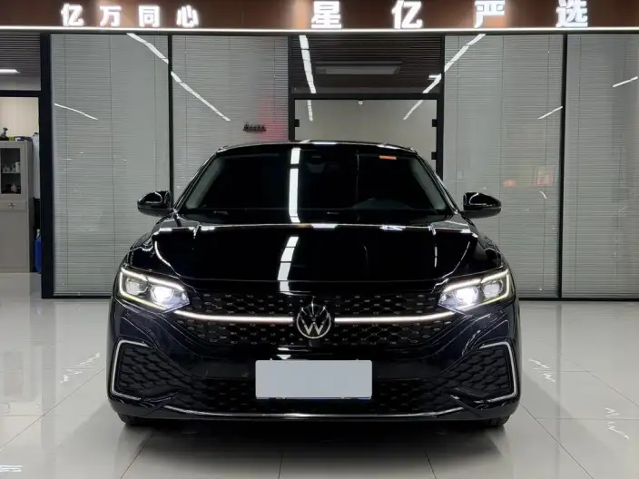 Volkswagen Passat 2022 Model 330TSI Starry sky Deluxe Edition – фото 2